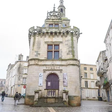 Appartement Le Rochelais ~ Centre-ville ~ Duplex *